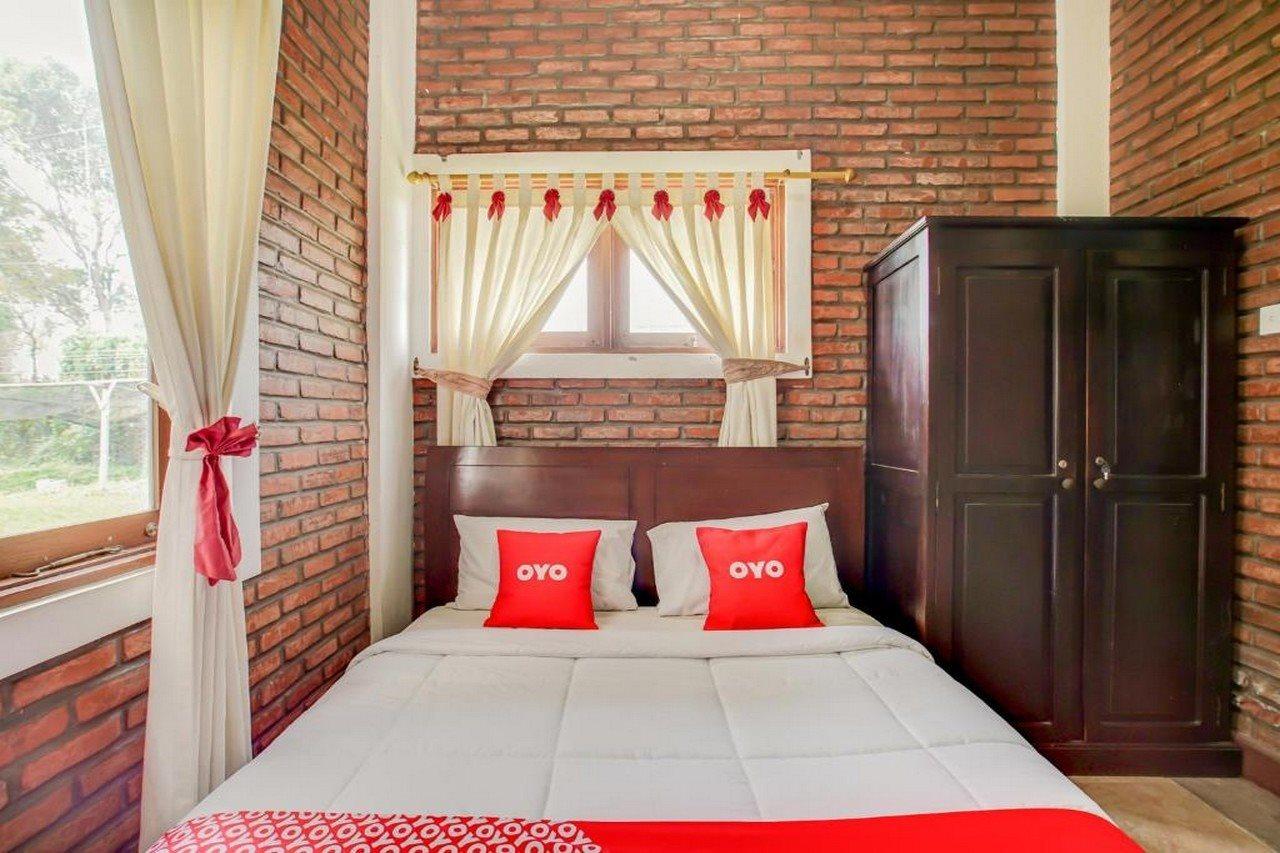 Oyo 3896 Villa Pesona Wisata Puncak Cianjur Exterior photo